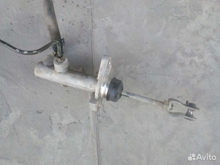Шевроле Авео Т250- Цилиндр трубка сцепления