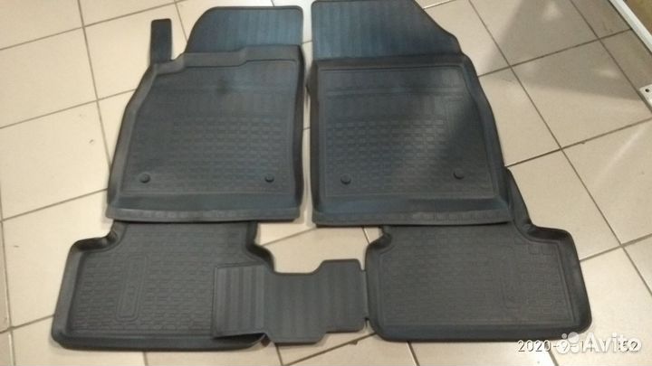Комплект ковров салона Астра Джей. Новый
