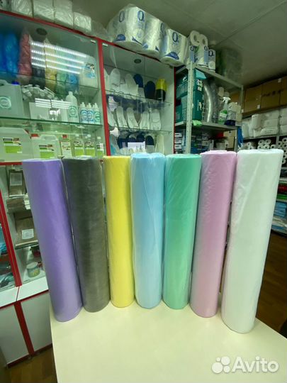 Одноразовые простыни в рулоне