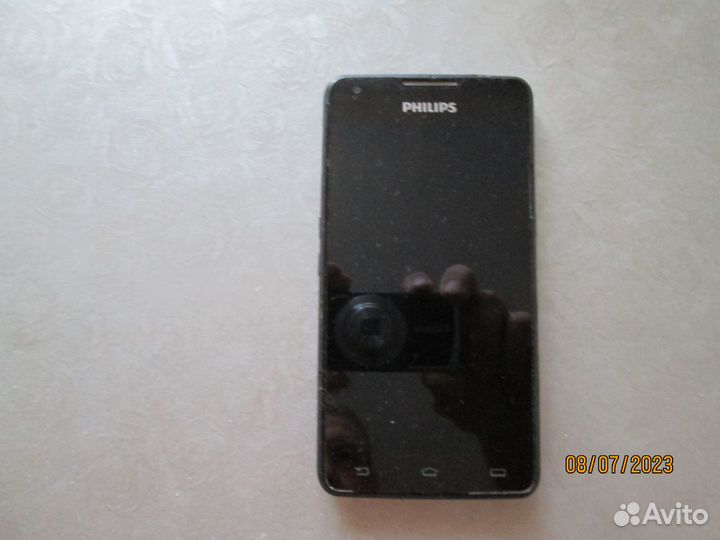 Philips Xenium W6610, 4 ГБ