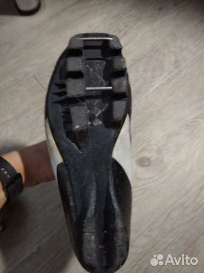 Лыжные ботинки salamon