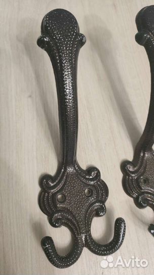 Крючки в прихожую