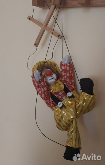 Клоун марионетка
