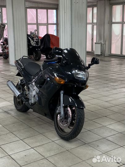 Kawasaki ZZR400-2