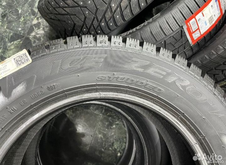 Pirelli Ice Zero 175/65 R14 82T