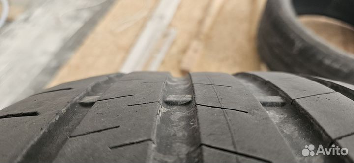 Bridgestone Alenza 001 245/40 R21