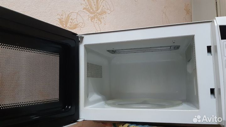 Микроволновая печь