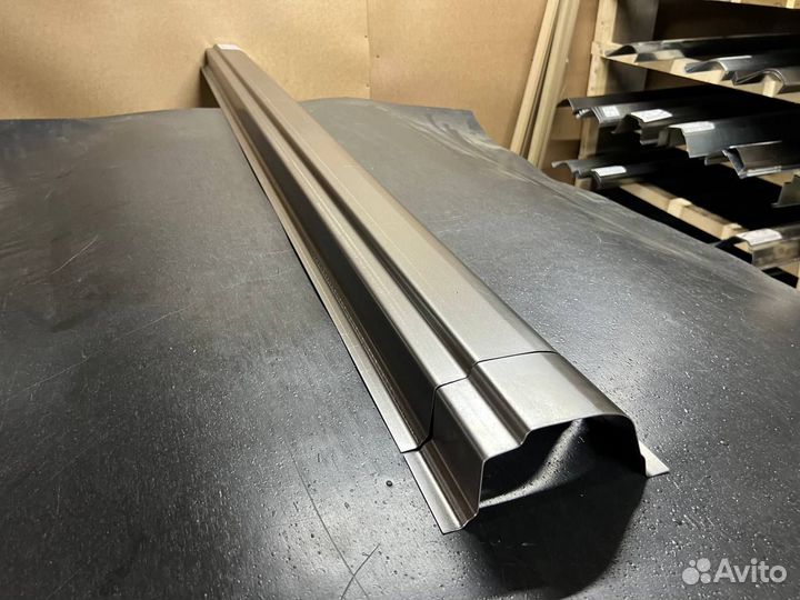 Toyota Carina E пороги и арки