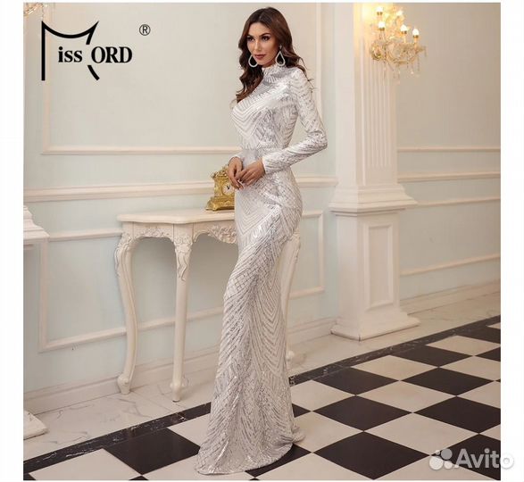 Платье вечернее с рукавами