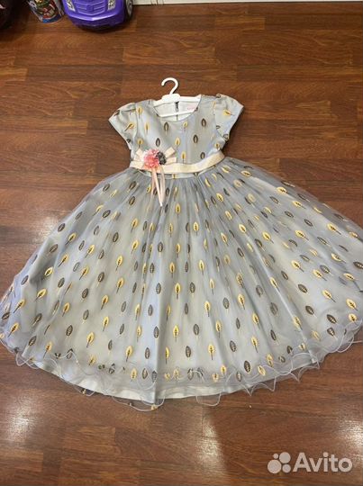 Платье праздничное