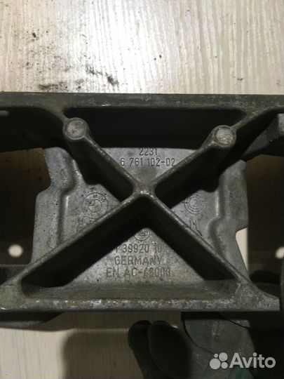 Опорная Балка коробки передач бмв 5 Е60