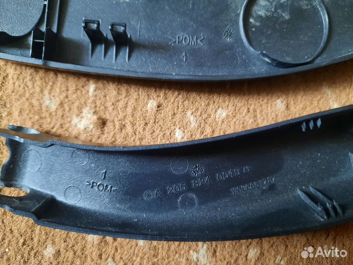 Накладка трапеции стеклоочистителя Mercedes W205