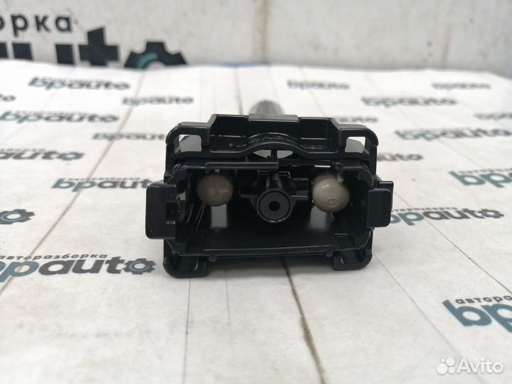 Омыватель фары левый 85208-33150 Toyota Camry 70