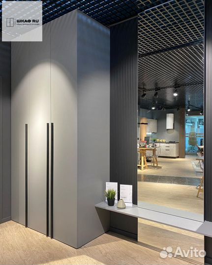 Шкаф с фрезеровкой