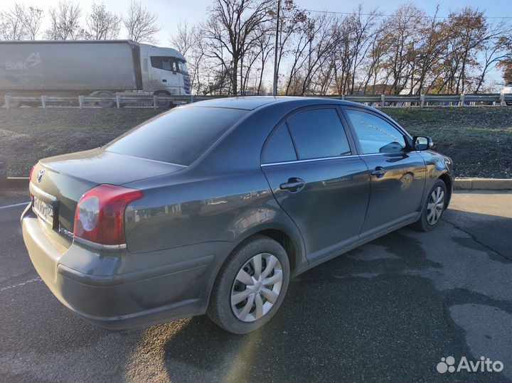 Toyota Avensis 1.8 МТ, 2006, 261 082 км