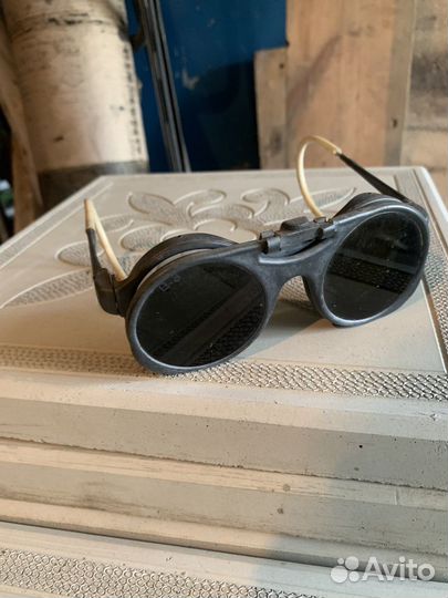 Солнцезащитные очки мужские стиляги