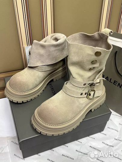 Ботинки женские зимние Balenciaga