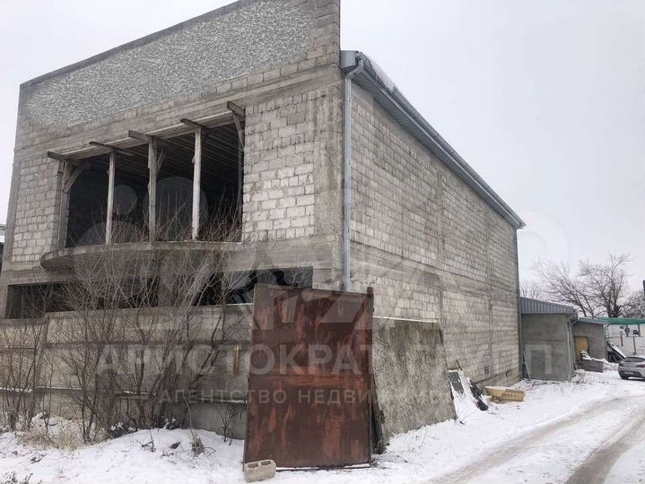 Продам здание, 713 м²