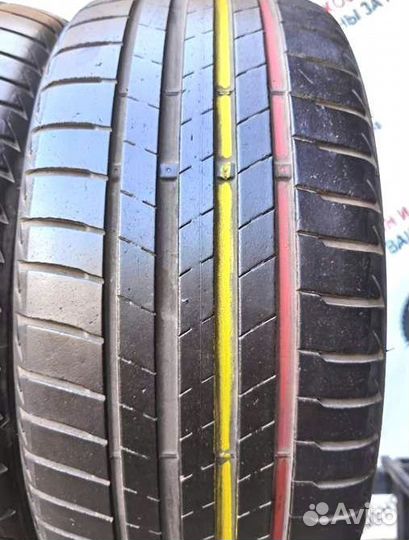 Bridgestone Turanza T005 225/40 R18 92Y