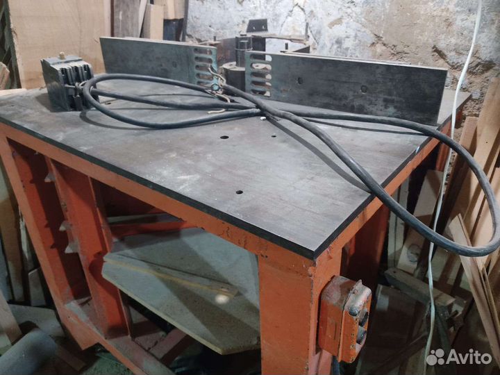 Фрезерный станок по дереву бу