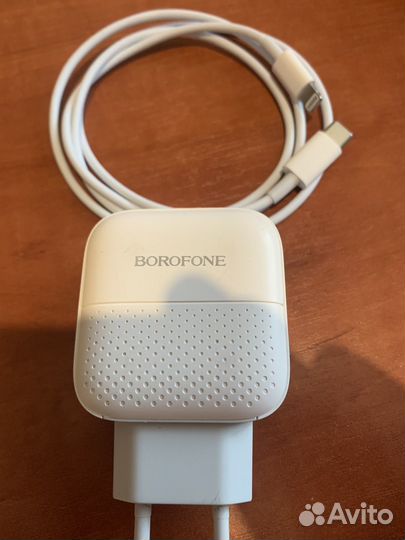 Зарядное устройство USB/Type-C Borofone BA46A
