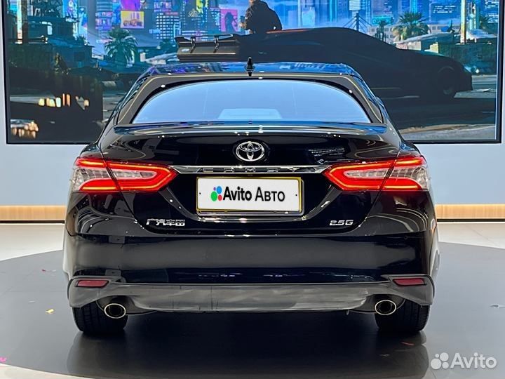 Toyota Camry 2.5 AT, 2021, 52 000 км