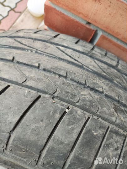 Bridgestone Dueler A/T 255/50 R20