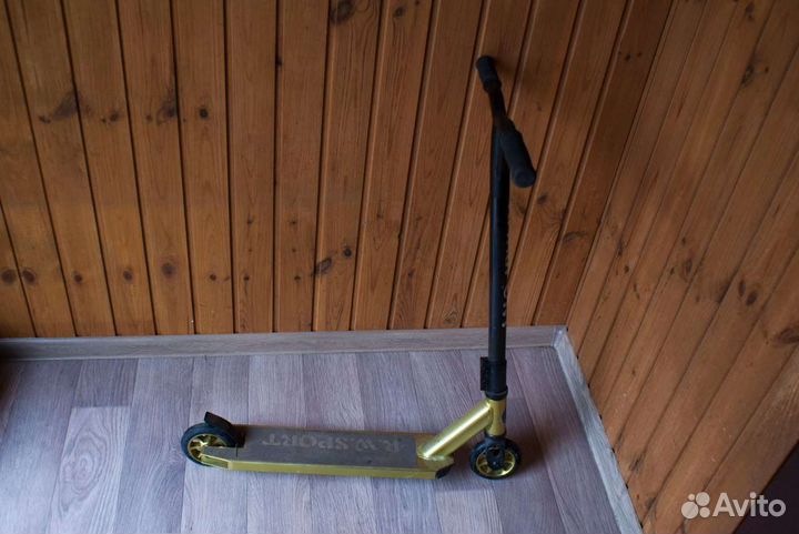 Трюковой самокат