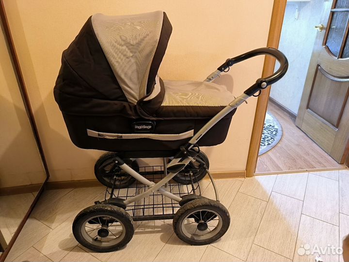 Коляска Peg-Perego Young