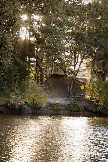 Аренда беседки на озере