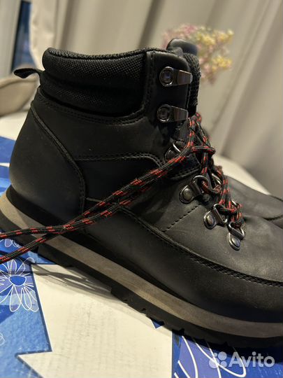 Ботинки на мальчика 37