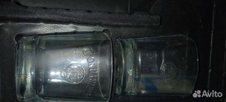 Коробка с бокалами