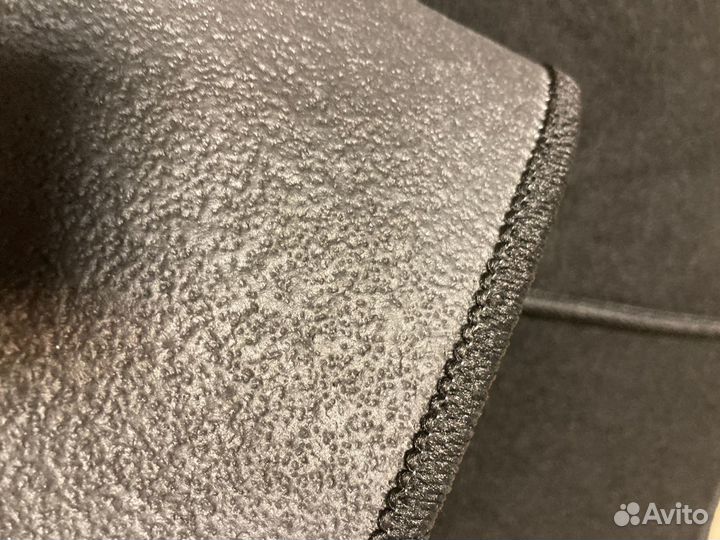 Велюровые автоковрики для Kia Quoris. черные