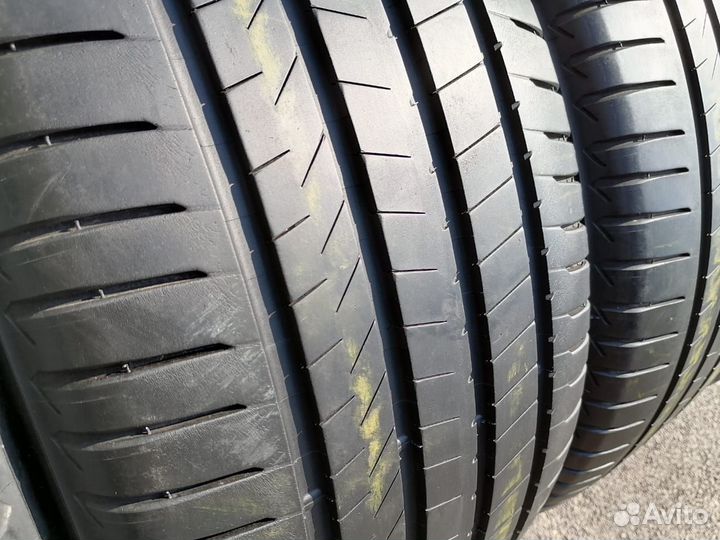 Bridgestone Alenza 001 285/50 R20