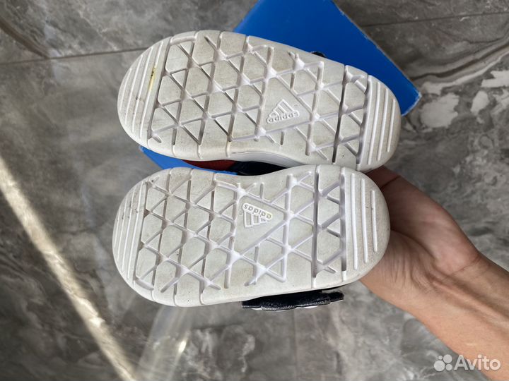 Adidas 20 размер