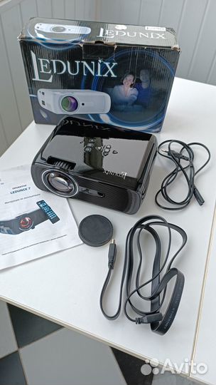 Проектор Ledunix 7