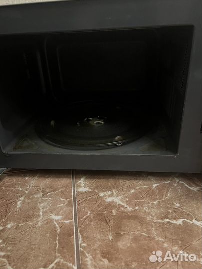 Микроволновая печь с грилем Moulinex MW221031