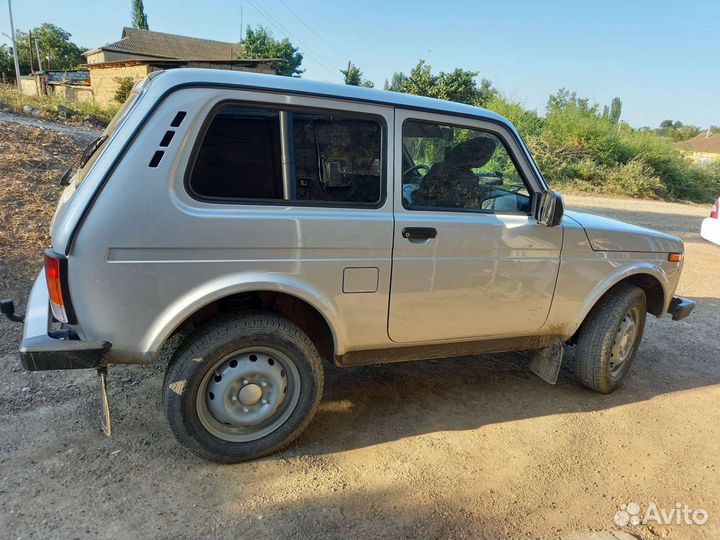 ВАЗ Niva 1.7 МТ, 2020, 25 000 км