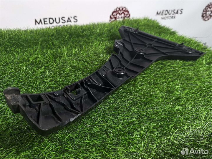 Кронштейн бампера задний правый Audi Q5 FY 2.0