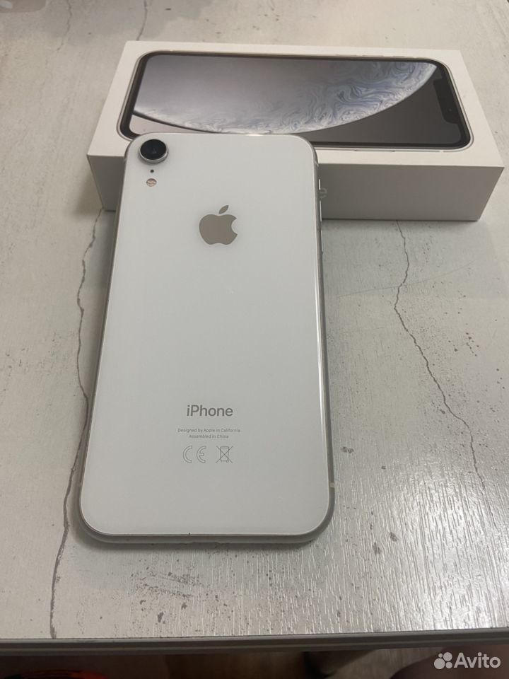 iPhone Xr, 64 ГБ