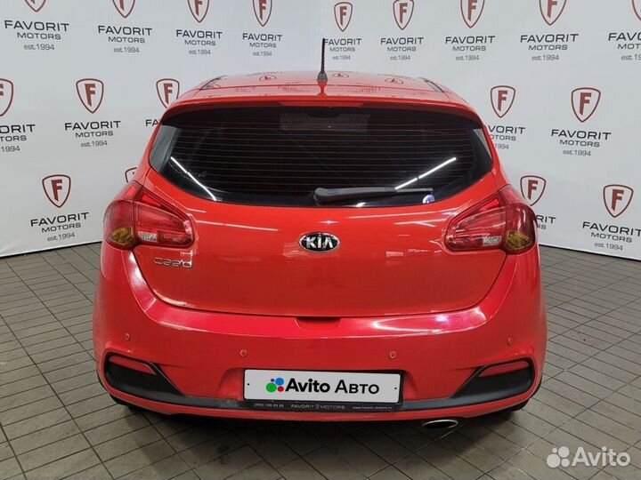 Kia Ceed 1.6 AT, 2015, 118 136 км