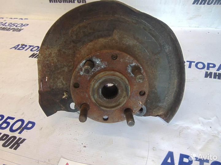 Кулак поворотный передний правый для Mitsubishi La