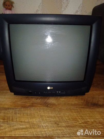 Продам телевизор