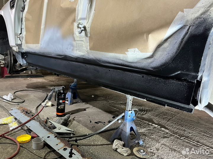 Ремонтные пороги LADA Niva комплект