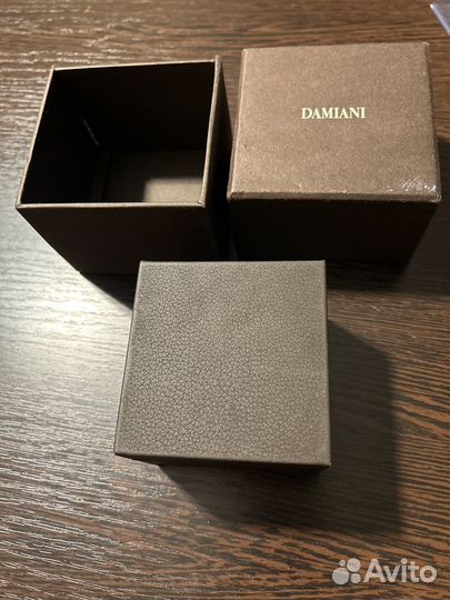 Футляр Damiani