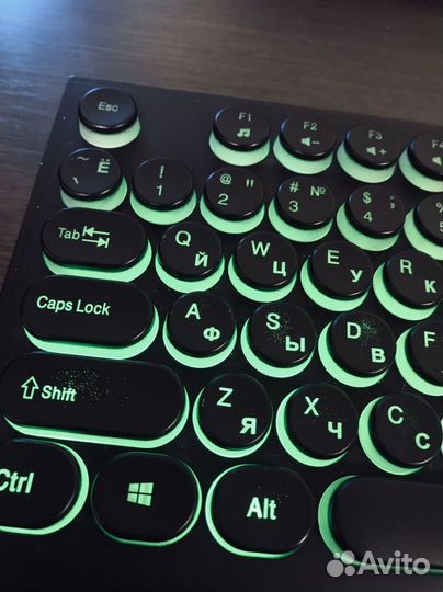 Игровая клавиатура с подсветкой