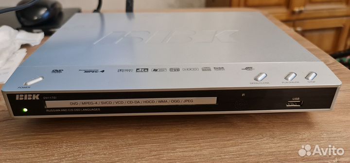 Видеоплеер DVD BBK DV117S1