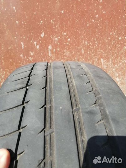 Triangle Sports TH201 225/55 R17