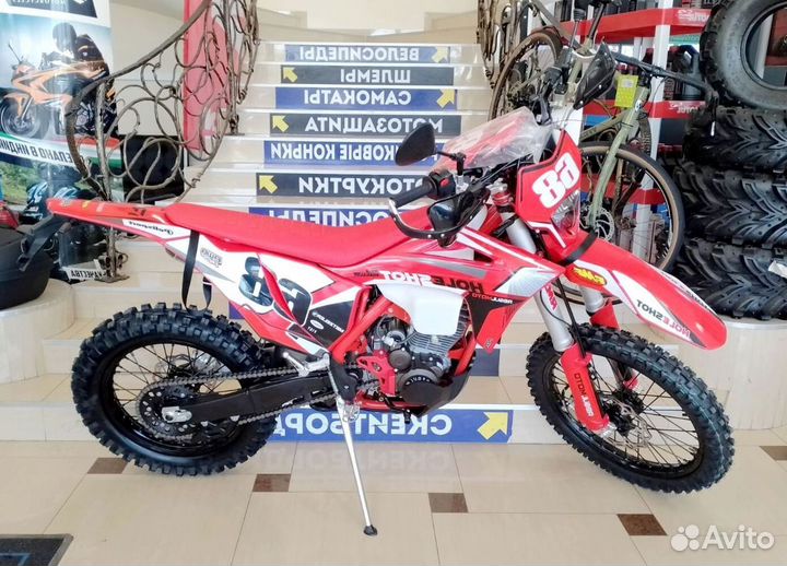 Мотоцикл Regulmoto Holeshot Red Edition (4 valves)