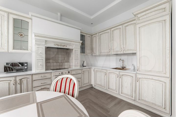 3-к. квартира, 96 м², 4/5 эт.